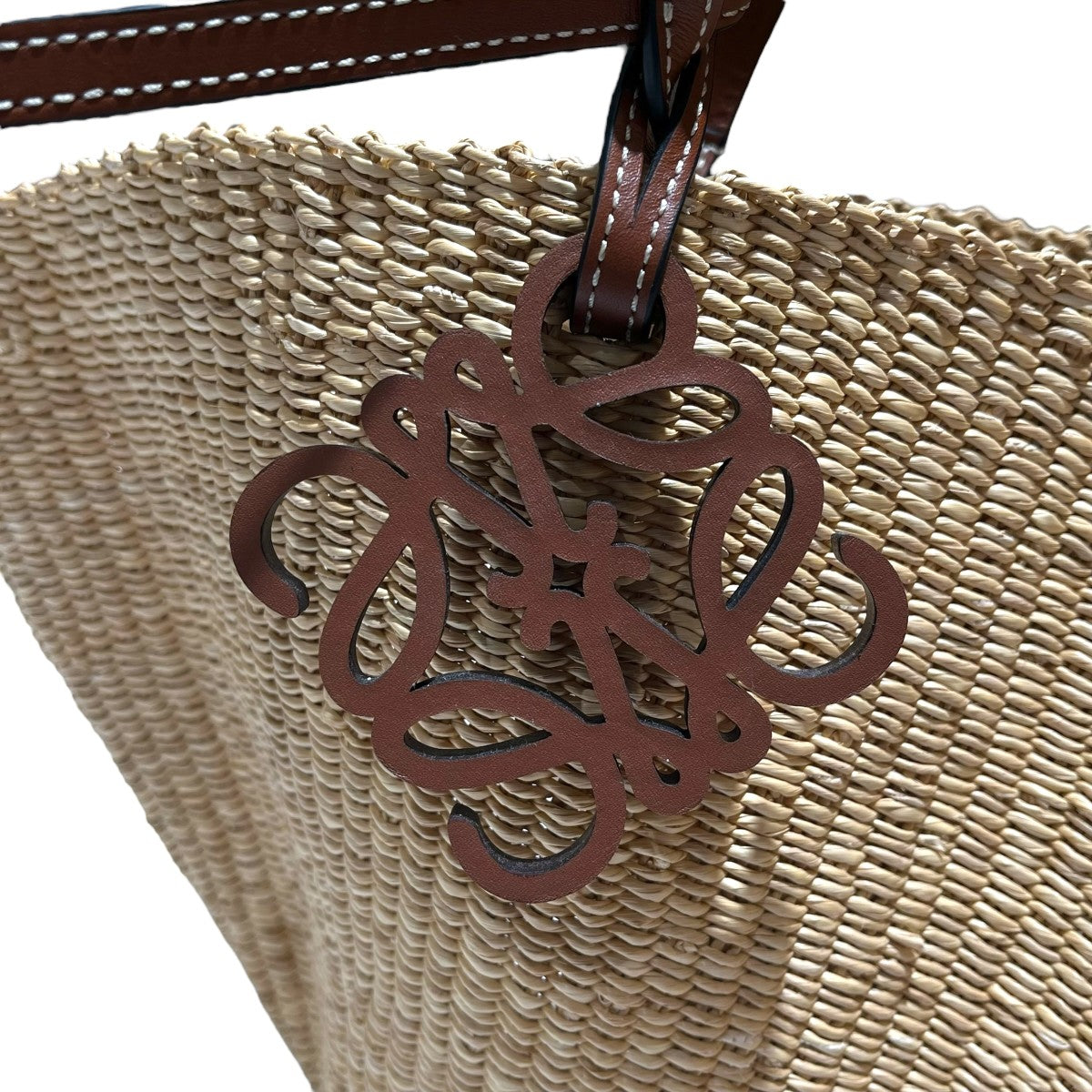 LOEWE(ロエベ) Shell Basket Bagアナグラムチャームカゴバッグ