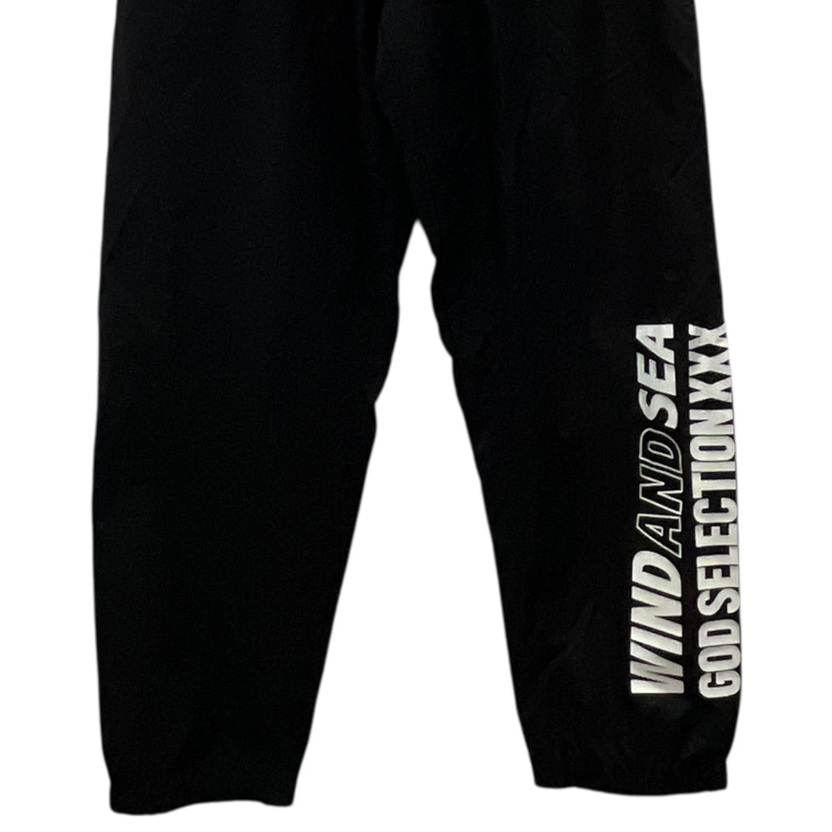 【新発売】今週の市販 AND WIND SEA×GOD イージーパンツWDS-C-GOD-23-Q3 XXX SELECTION ボトムス・スパッツ
