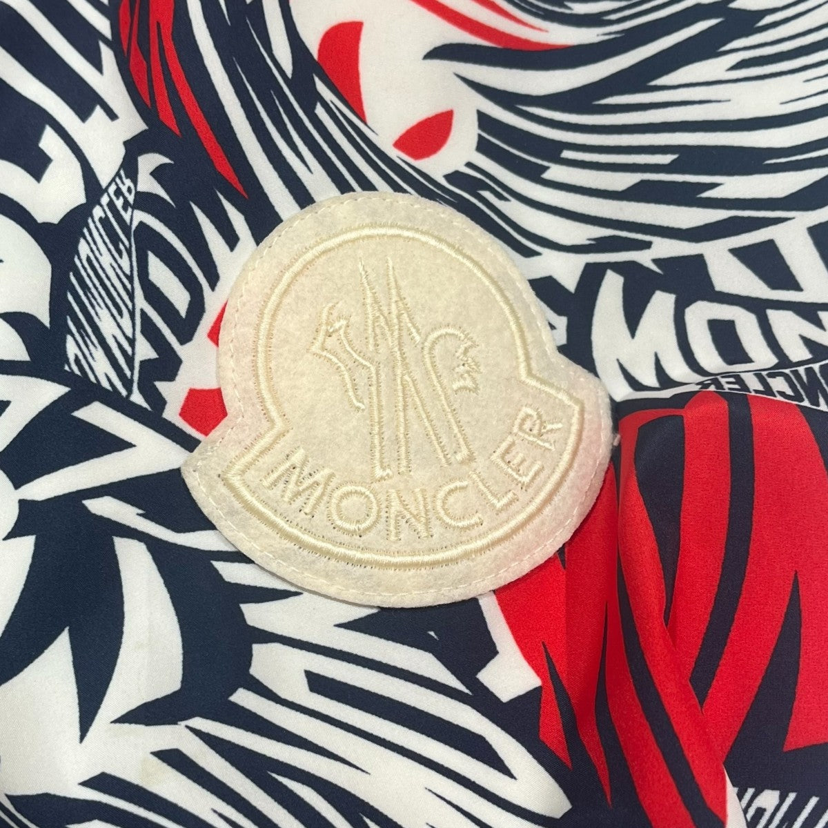 MONCLER RNAIN GIUBBOTTO総柄ジャケットI10911A00150 古着・中古-6枚目のアイテム画像
