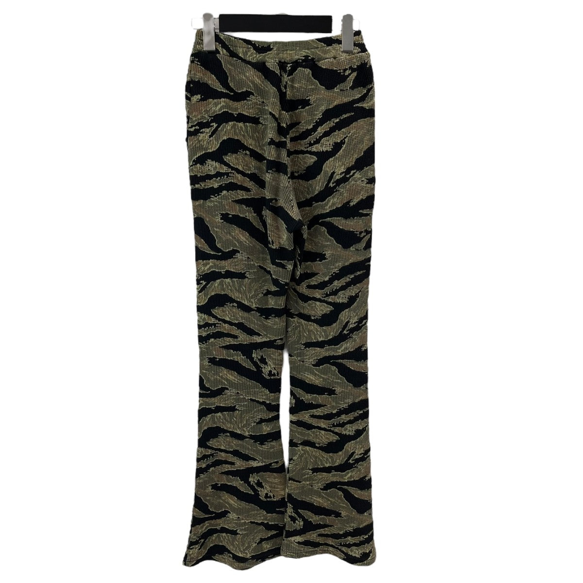 HYSTERIC GLAMOUR 迷彩カモフラ総柄 パンツ STYLING | HYSTERIC GLAMOUR ONLINE STORE ヒステリックグラマー