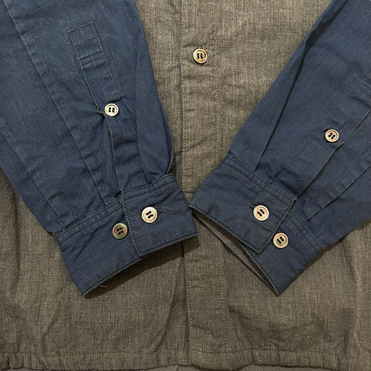UNDERCOVERISM(アンダーカバーイズム) ﾏﾙｸｽ刺繍ｱﾅｰｷｰｼｬﾂJ4404-1