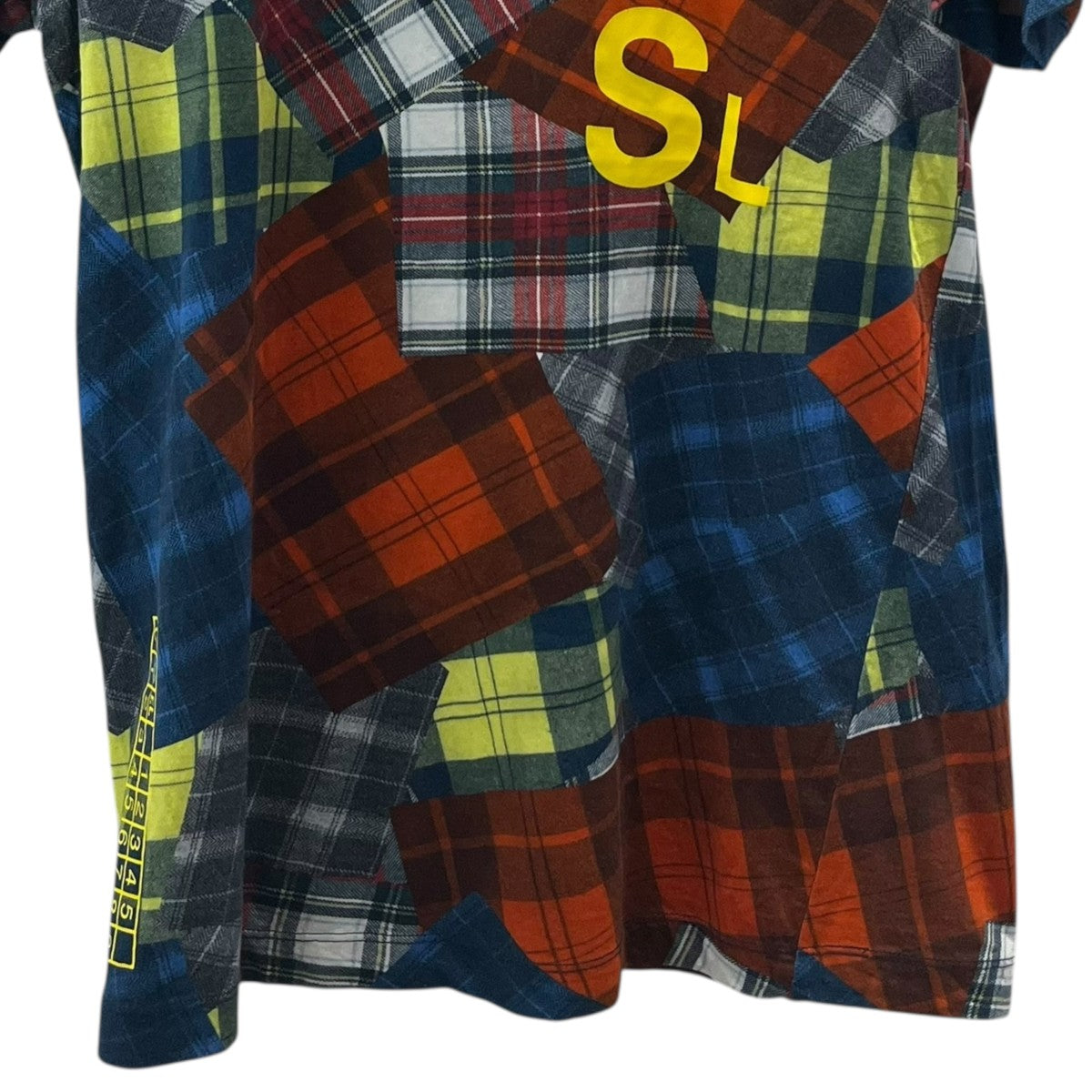 チェックTシャツ