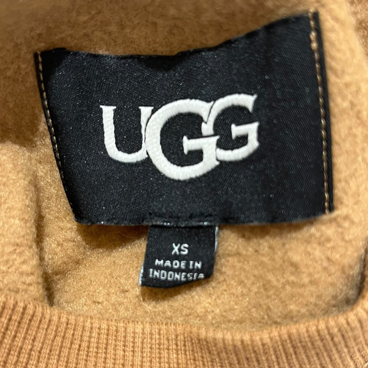 UGG(アグ) ロゴファートレーナー1123718 1123718 ブラウン