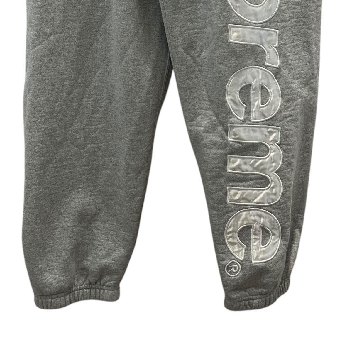 Supreme(シュプリーム) 24AWスウェットパンツSatin Applique