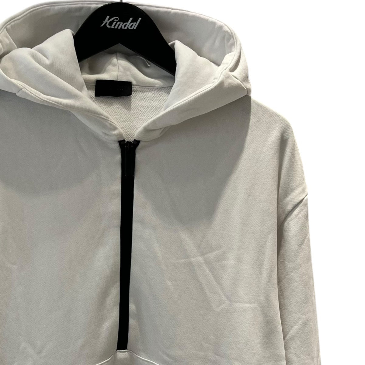 MONCLER フードロゴプリントパーカーH10918G00036 古着・中古-3枚目のアイテム画像