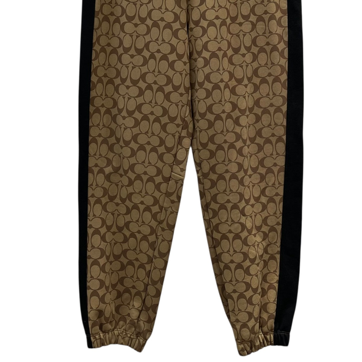 COACH(コーチ) シグネチャー柄スウェットパンツ ベージュ サイズ M