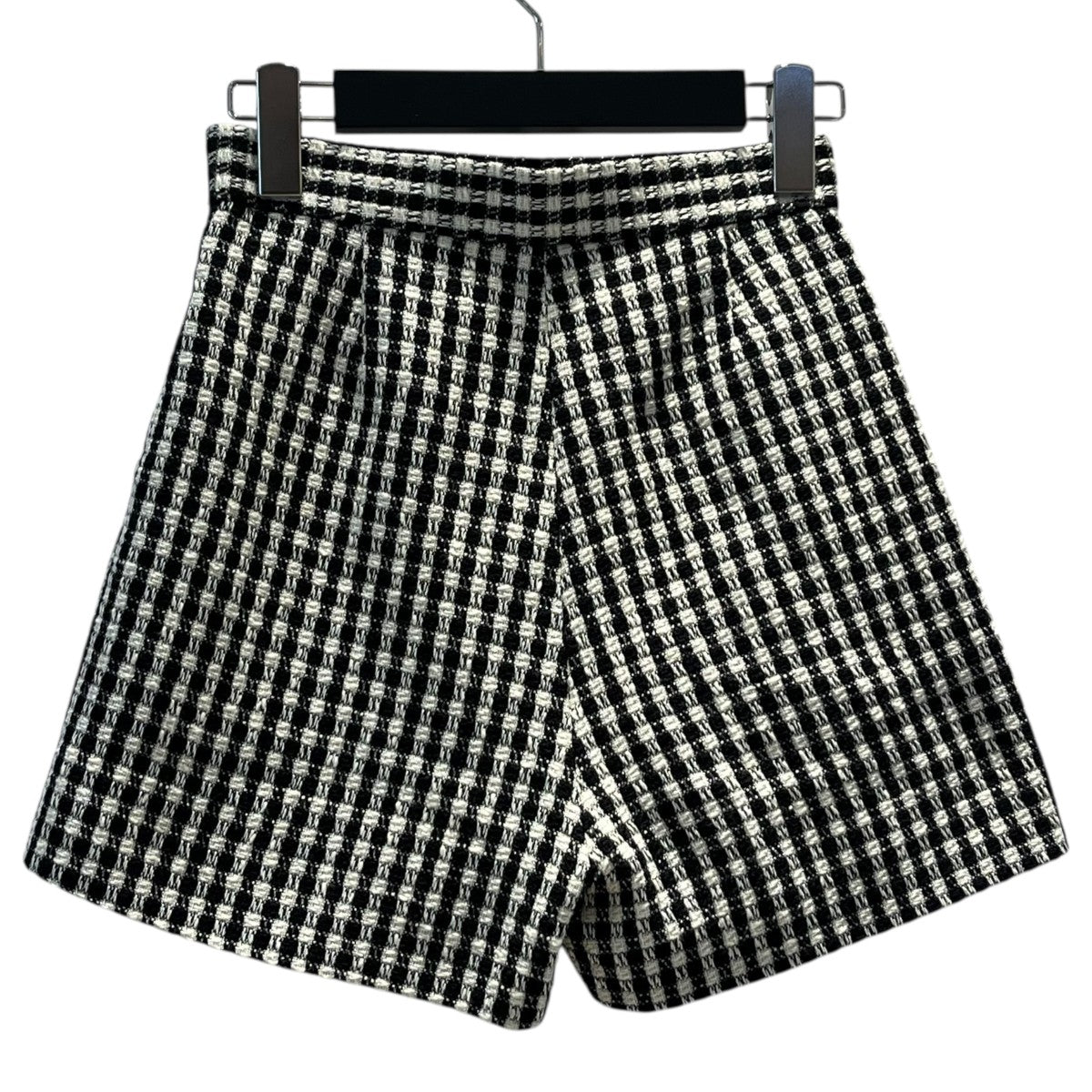 えりか　shellerシェリエ　ゴールドZIPショートパンツ　Sサイズ sheller(シェリエ) チェックショートパンツ ホワイト×ブラック サイズ