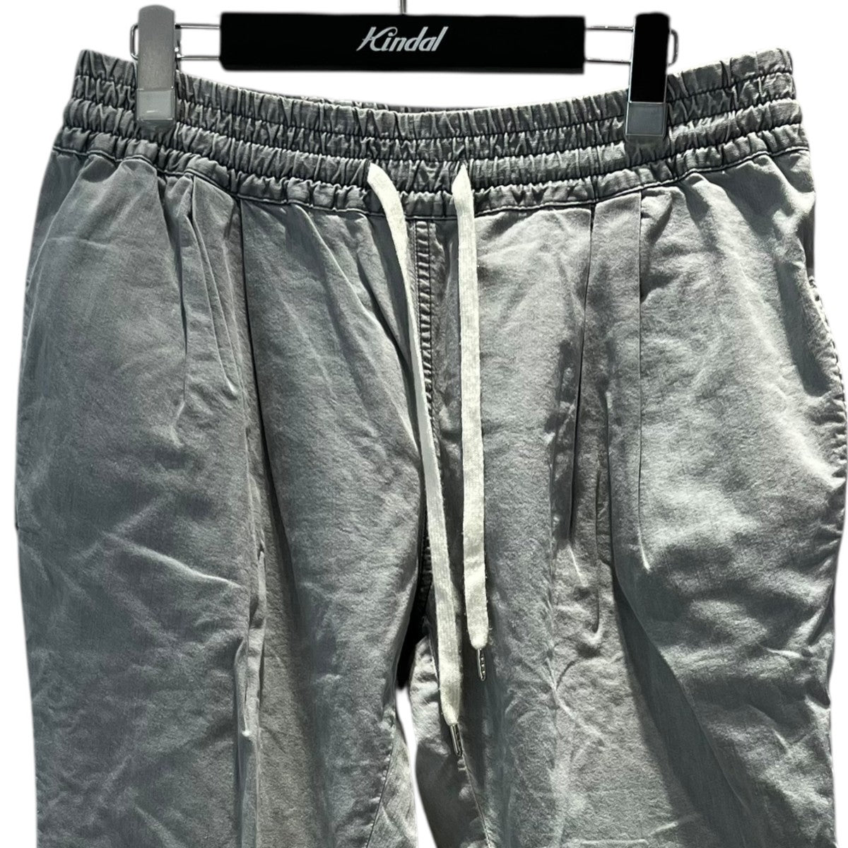 タッククロップドパンツ