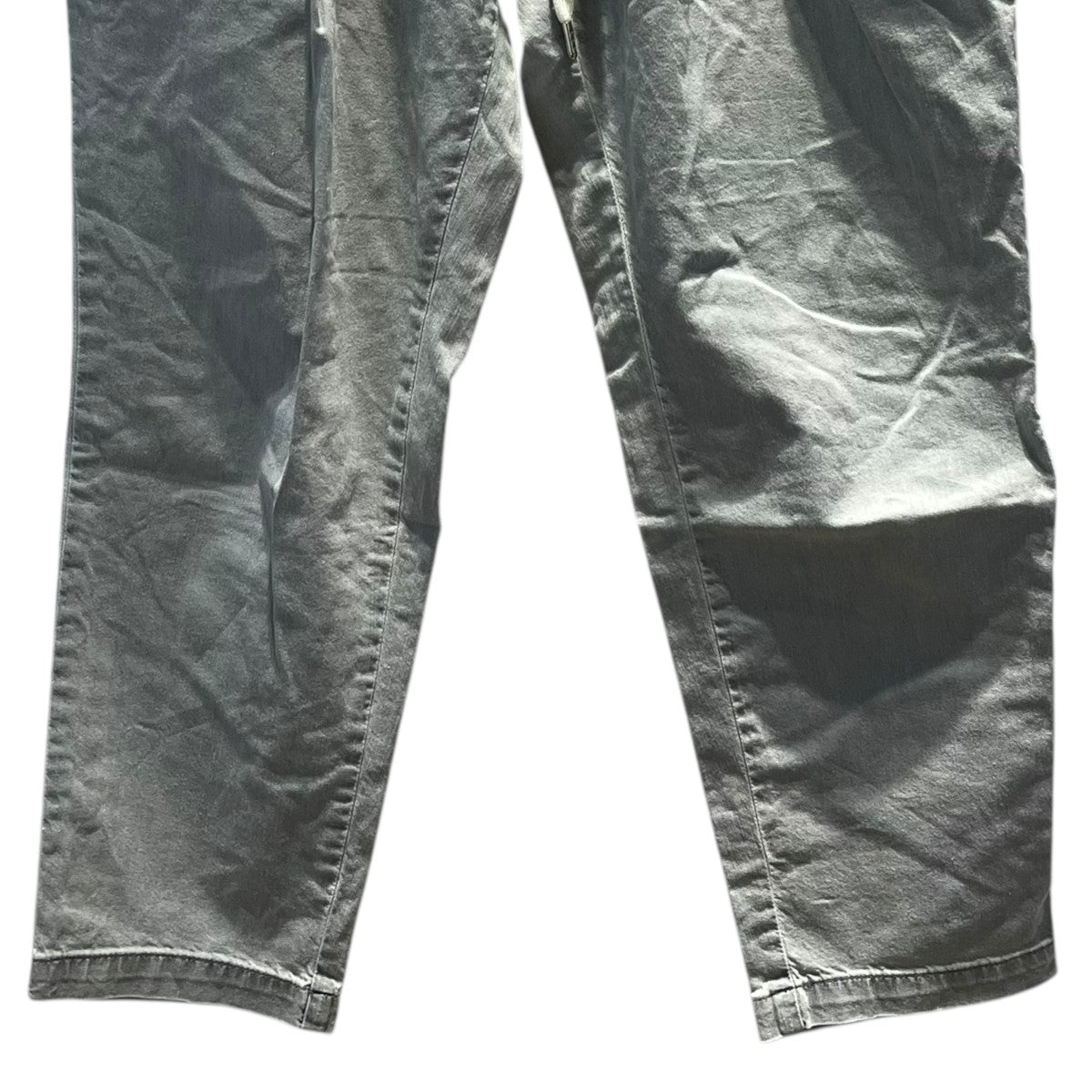 タッククロップドパンツ