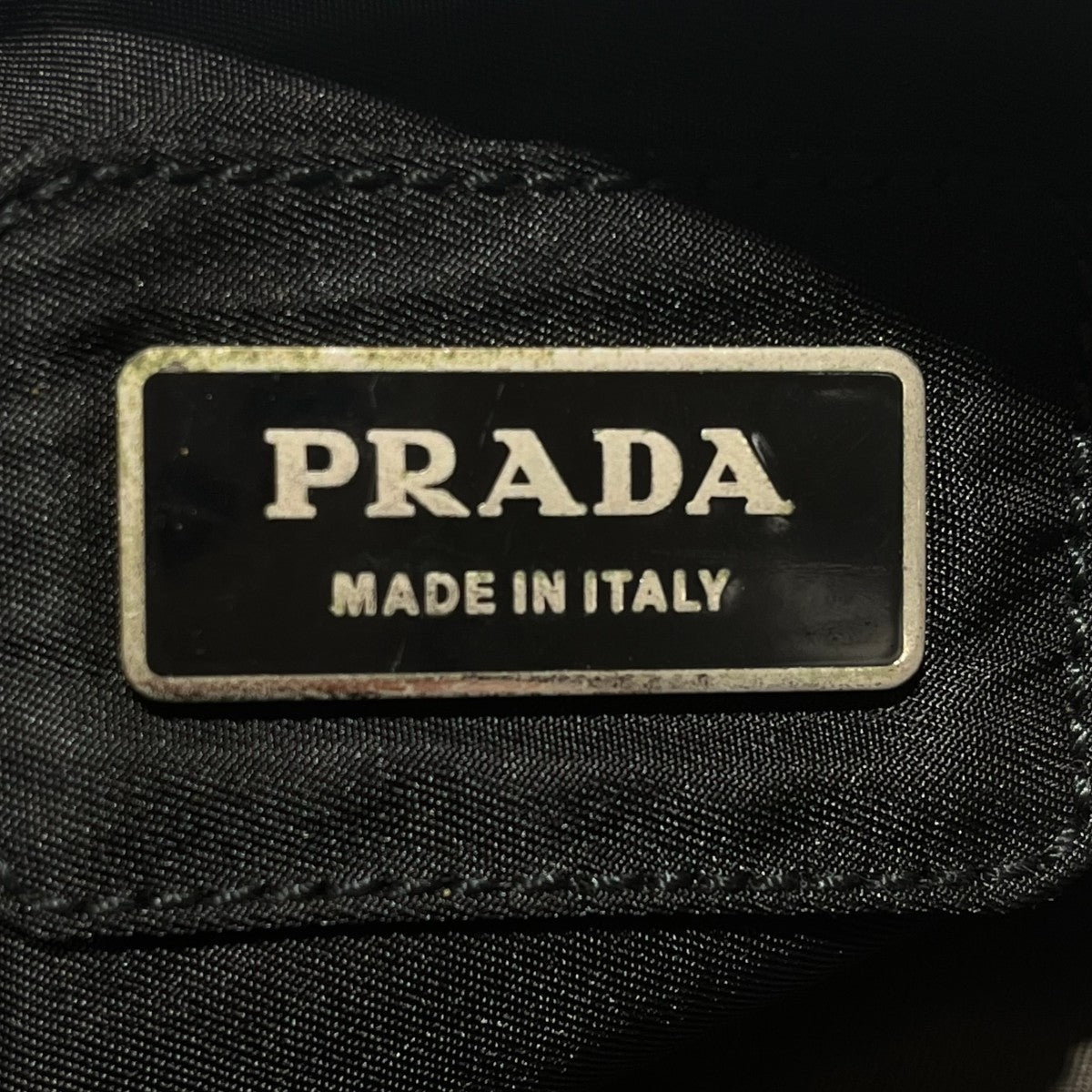 PRADA 三角ロゴ ボディバックV210 古着・中古-10枚目のアイテム画像