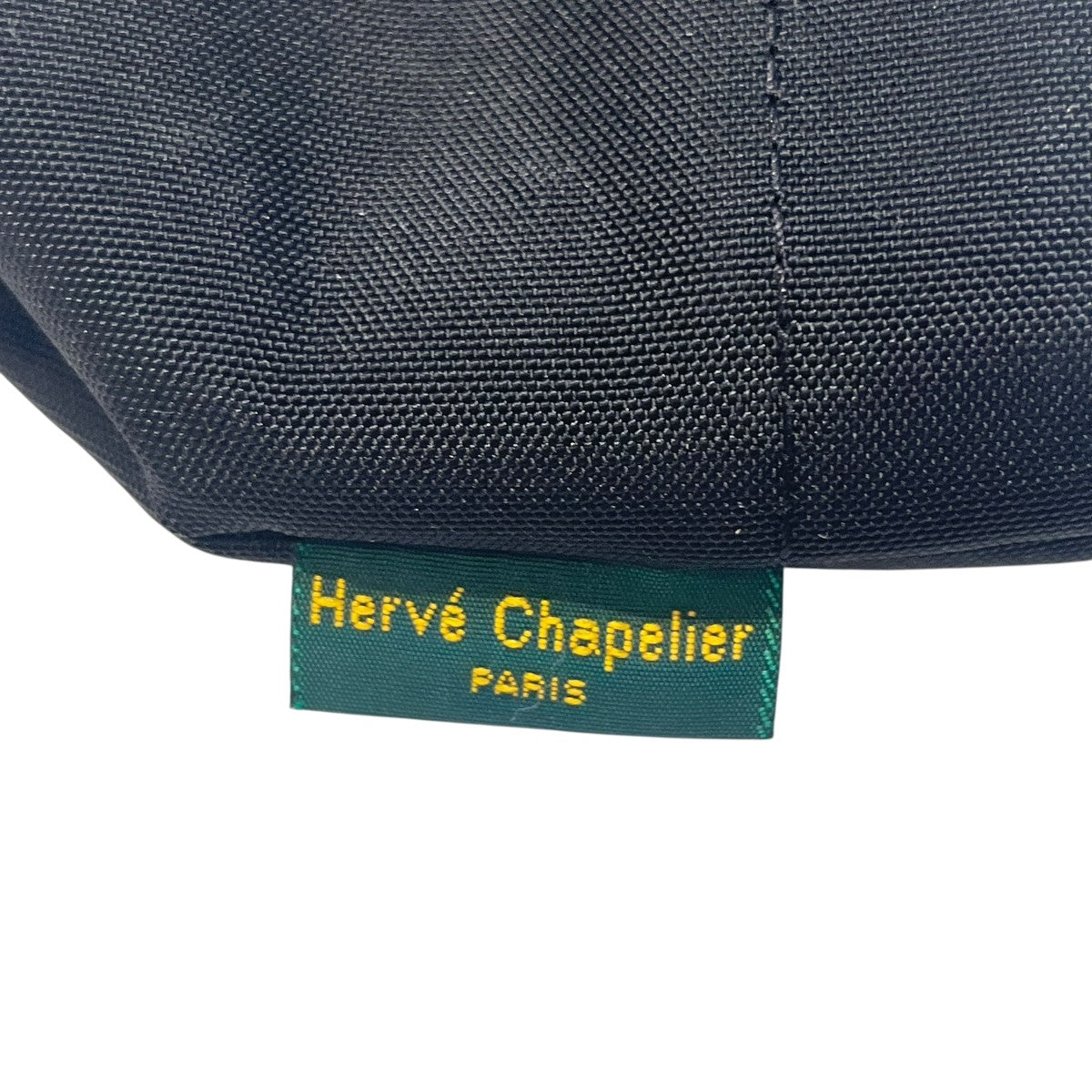 ナイロン舟型ショルダーバッグS