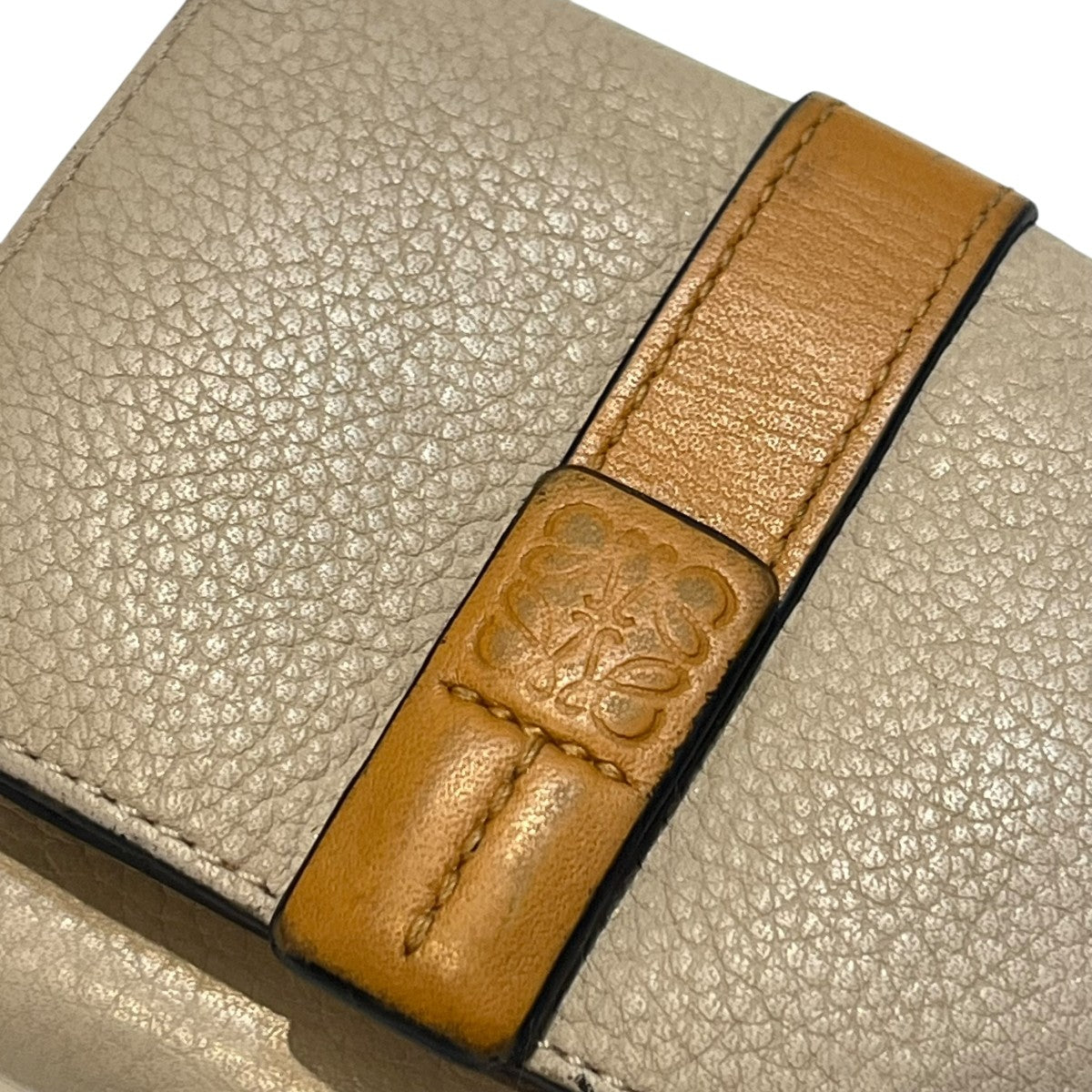 LOEWE(ロエベ) アナグラム トライフォールド3つ折り財布 06 2010