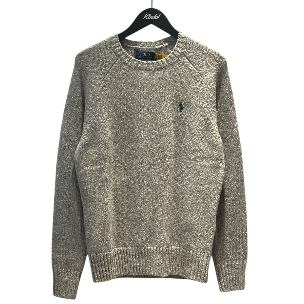 ワンポイントクルーネックニット