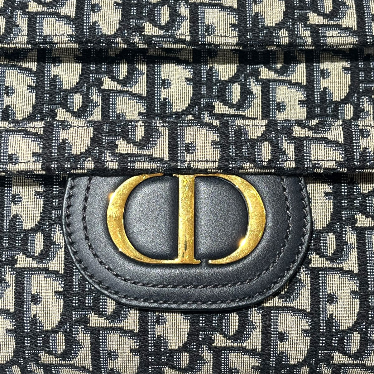 オブリークチェーンクラッチバッグﾓﾝﾃｰﾆｭ