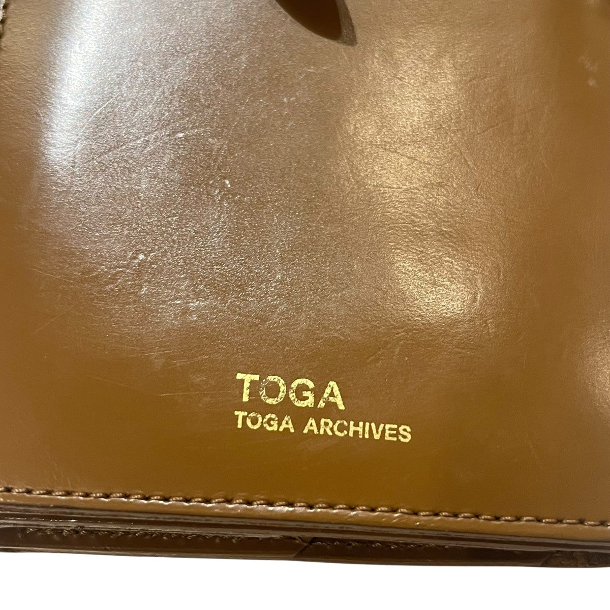 TOGA(トーガ) Leather shoulder walletショルダーウォレットTZ32-AG930