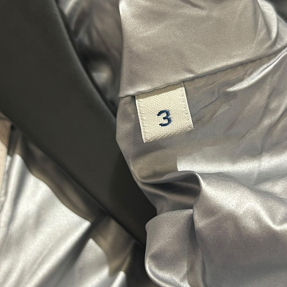 MONCLER SLACKナイロンジャケットF10911A71700 古着・中古-8枚目のアイテム画像