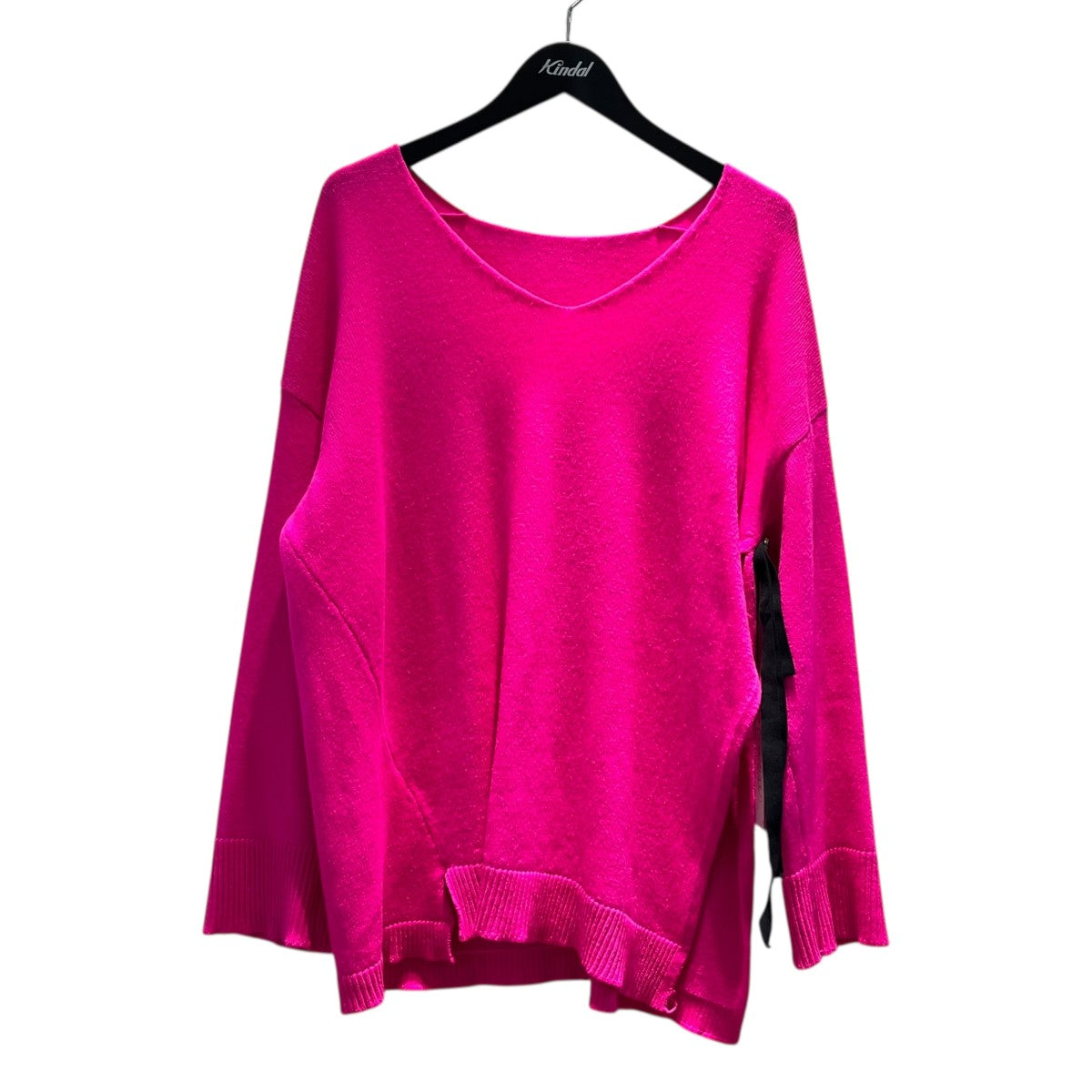 MARINA YEE KITTEN V-NECK KNIT JUMPERセーターFW24-0099-285 FUCHSIA 古着・中古-1枚目のアイテム画像