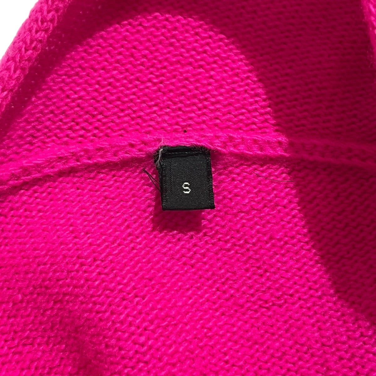MARINA YEE KITTEN V-NECK KNIT JUMPERセーターFW24-0099-285 FUCHSIA 古着・中古-6枚目のアイテム画像