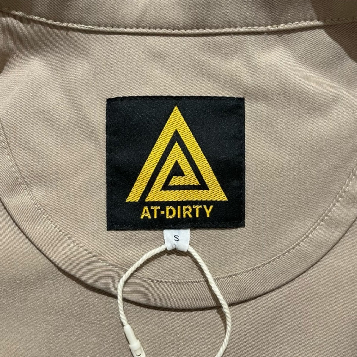 AT-DIRTY ロゴプリントコーチジャケット 古着・中古-5枚目のアイテム画像