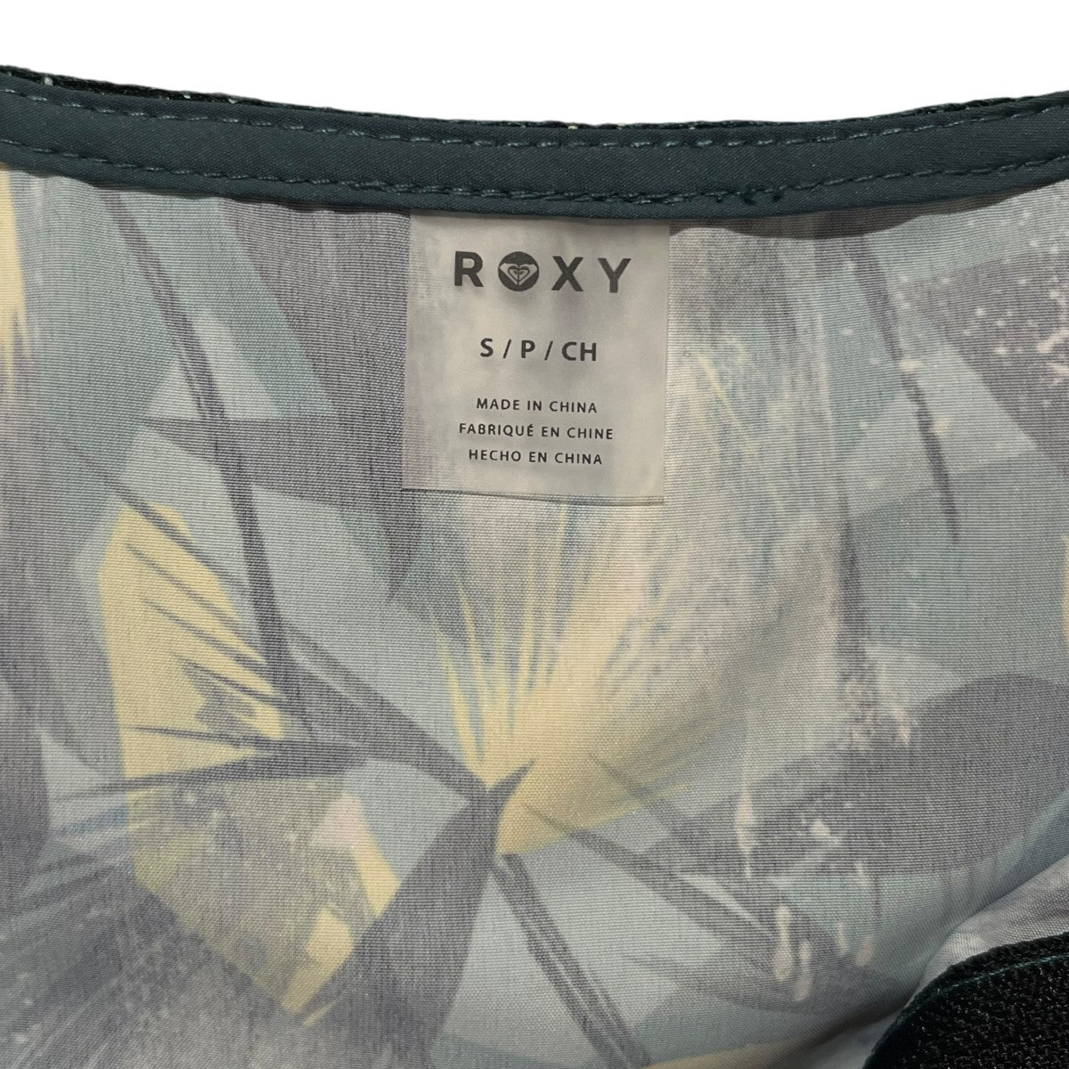 ROXY RJK261515 FITNESS GLOW YOUR WAY JACKET フードジャケット 古着・中古-5枚目のアイテム画像
