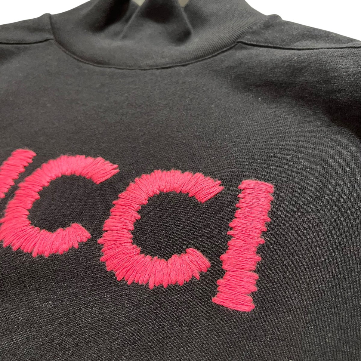 GUCCI ロゴ刺繍タートルネックスウェット776844 古着・中古-3枚目のアイテム画像