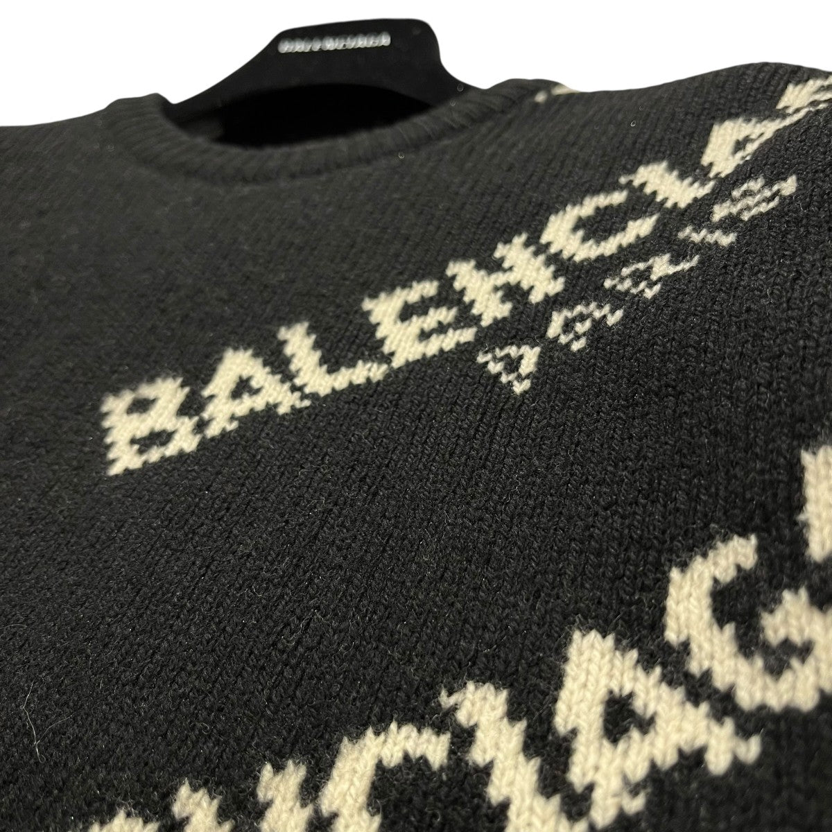 BALENCIAGA ロゴ総柄ニット502572 古着・中古-3枚目のアイテム画像