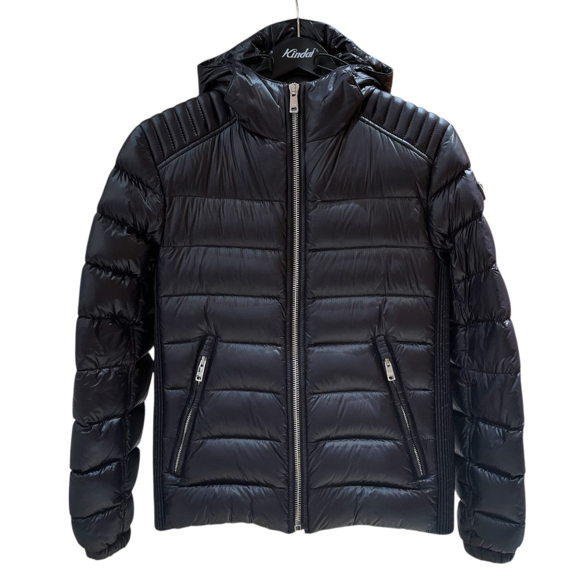 アームトライアングルロゴ プレート ダウンジャケット SGA654 三角プレート