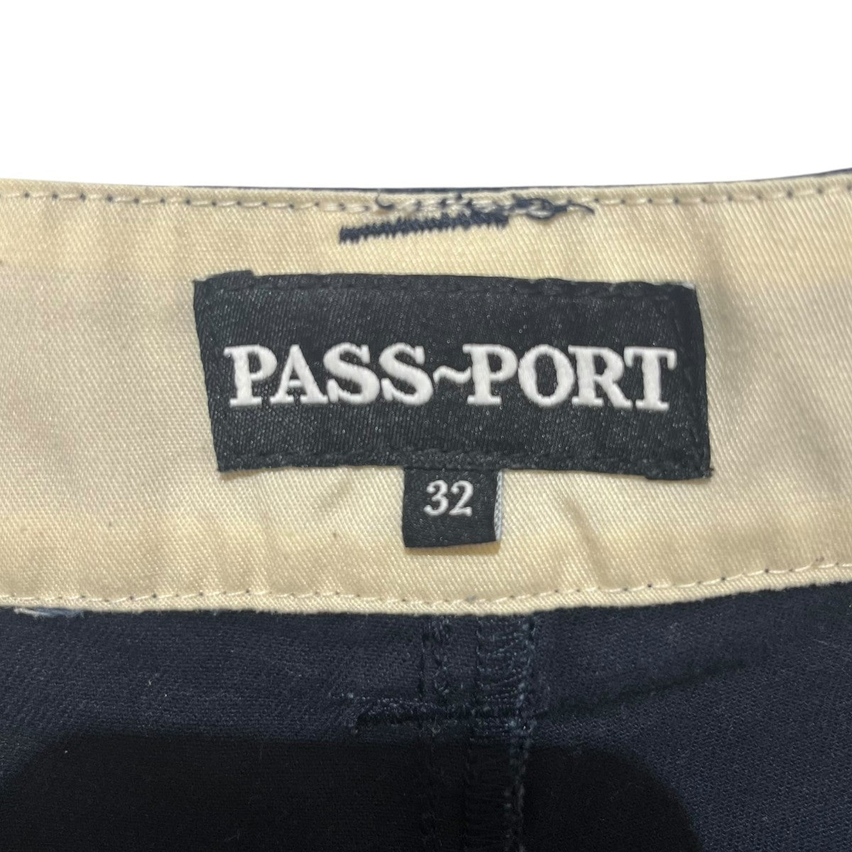 タックパンツ
