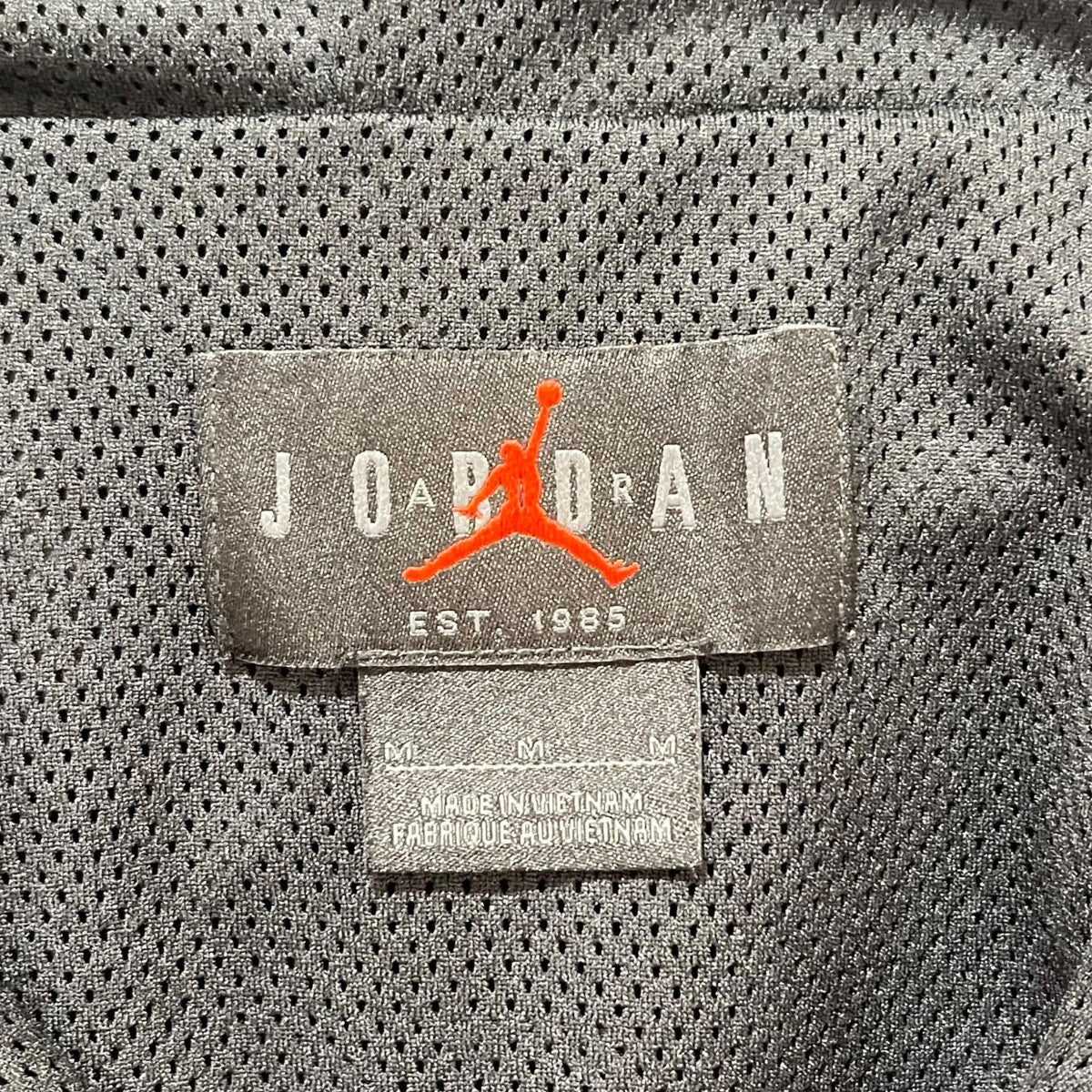 NIKE アノラックパーカーDV7601-010 JORDAN BRAND AS M J FLT MVP HBR 古着・中古-3枚目のアイテム画像