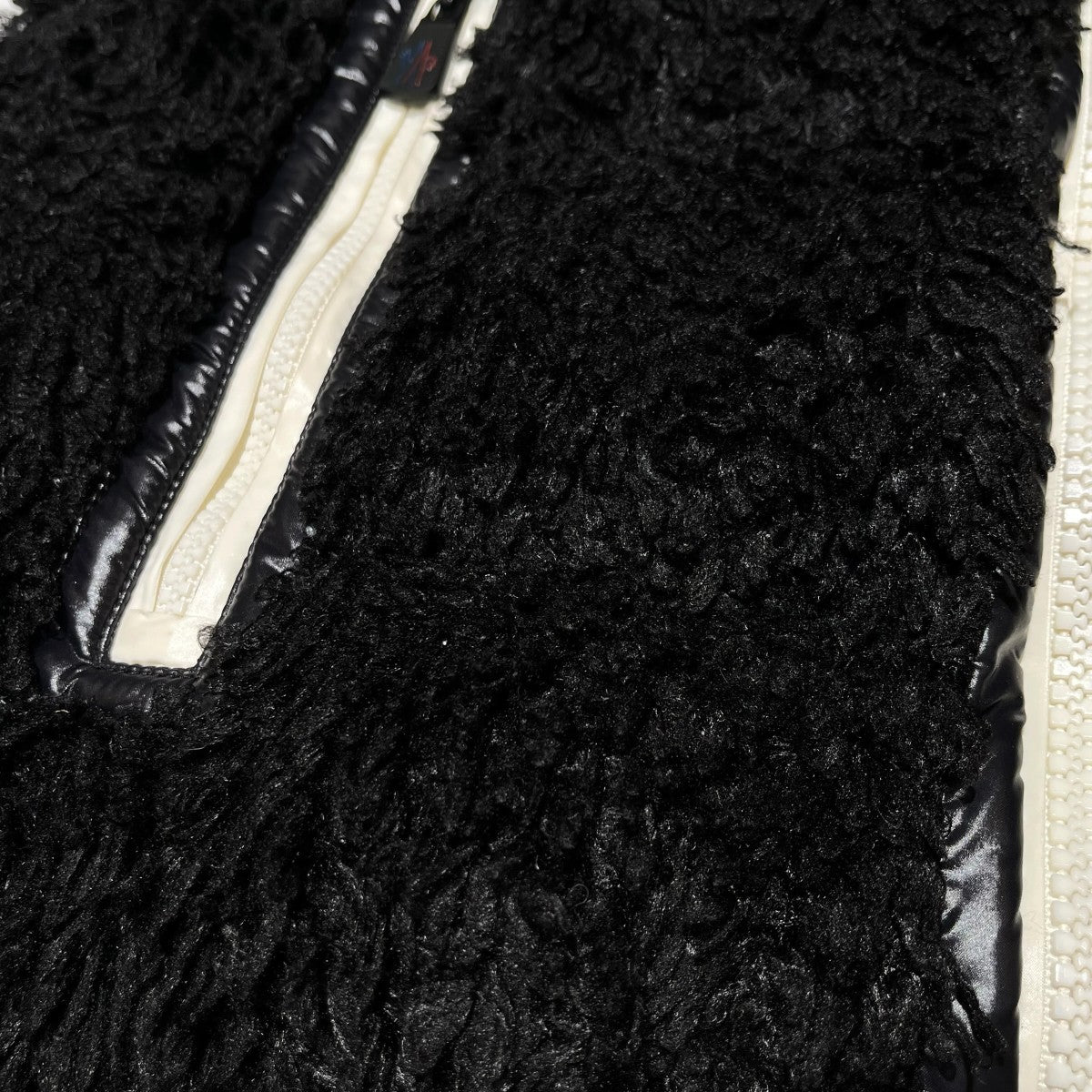 MONCLER GILETボアダウンベストI20988G00026 古着・中古-7枚目のアイテム画像