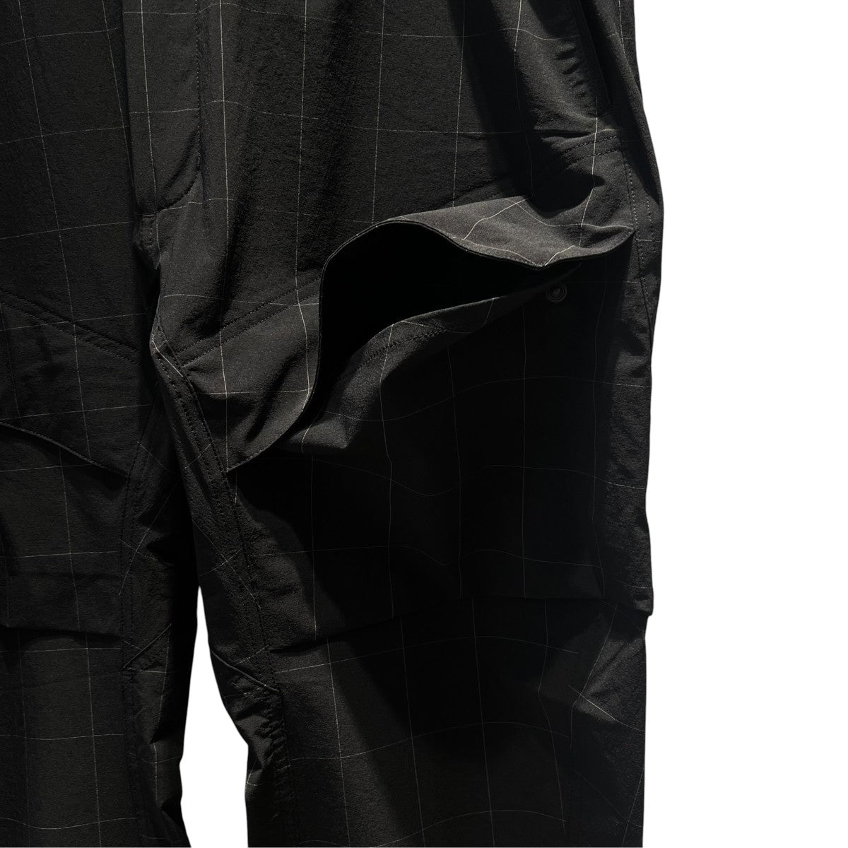 TECH PACK CARGO PANTSイージーパンツBV4444-010