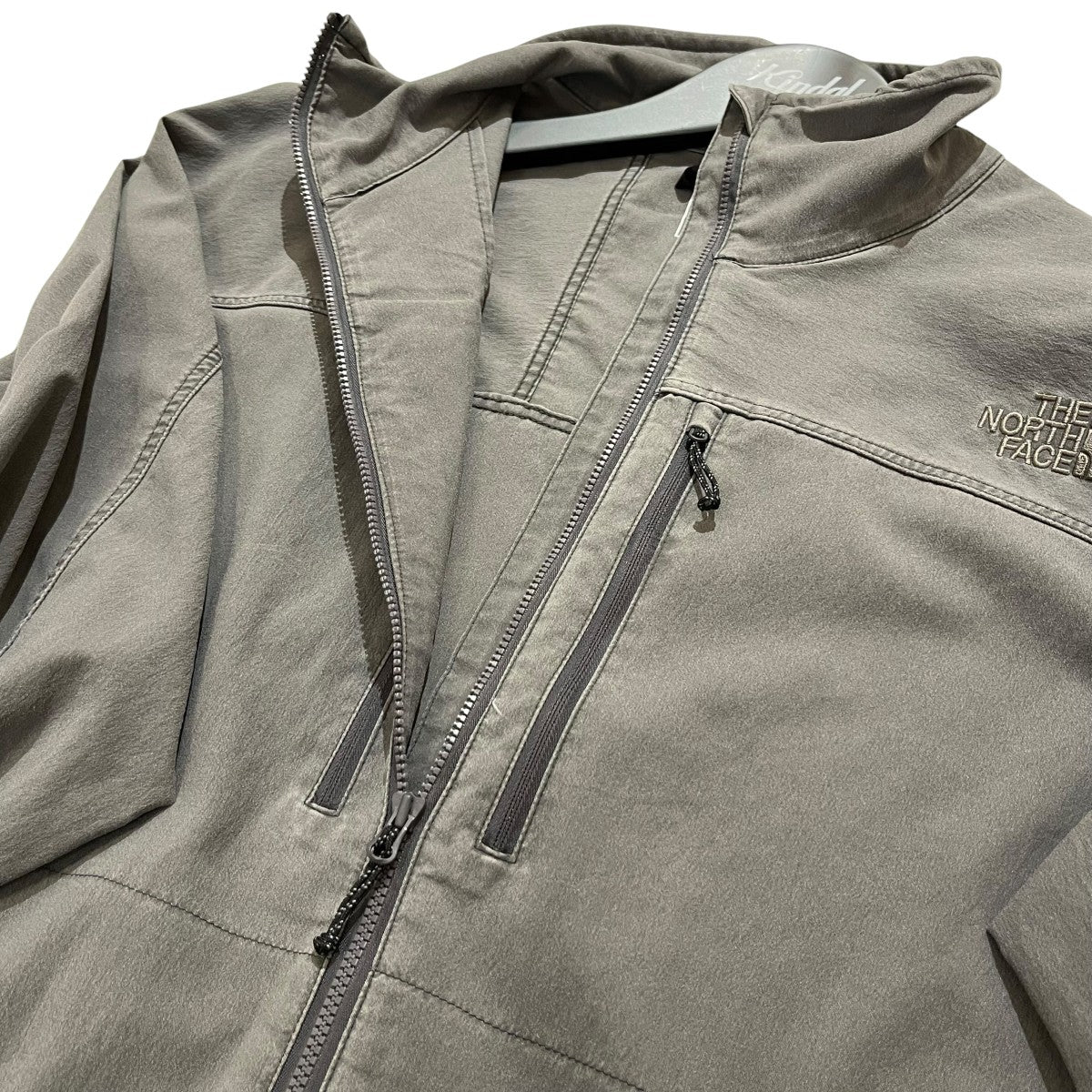 THE NORTH FACE GARフェーデッドソフトシェルジャケットNP22666 古着・中古-3枚目のアイテム画像