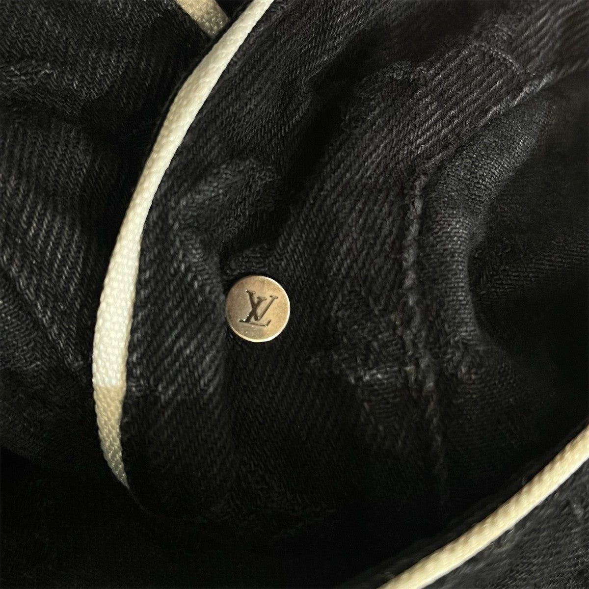 LOUIS VUITTON 23AWモノグラム柄 ウォッシュ加工デニム ベースボールシャツHPS12W 古着・中古-5枚目のアイテム画像