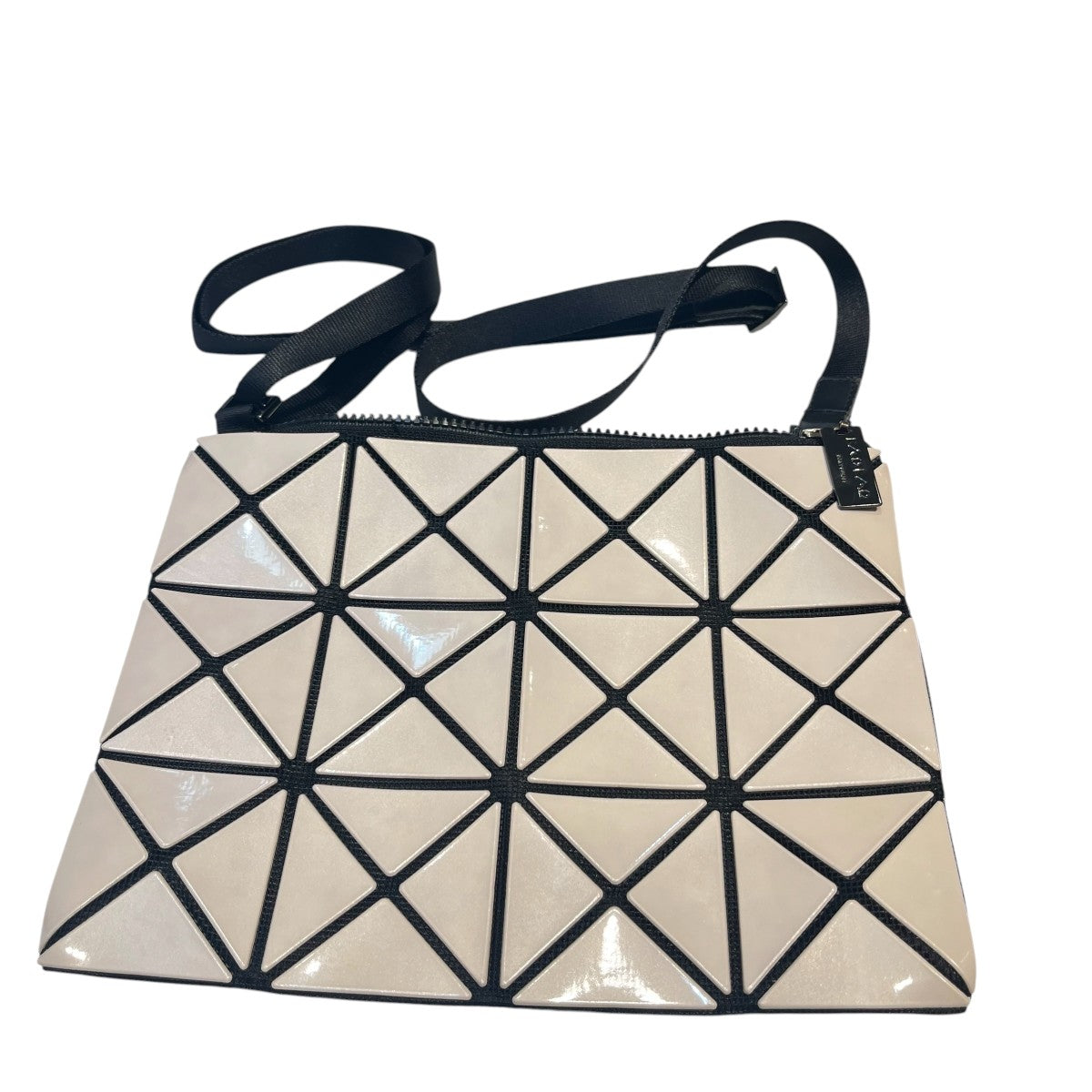 BAO BAO ISSEY MIYAKE ショルダーバッグBB55-AG014 古着・中古-1枚目のアイテム画像