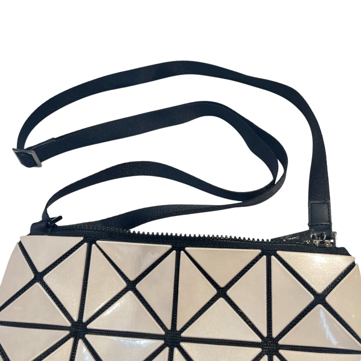 BAO BAO ISSEY MIYAKE ショルダーバッグBB55-AG014 古着・中古-3枚目のアイテム画像