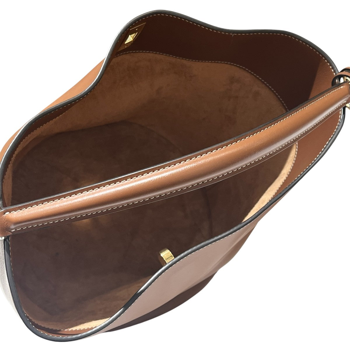 CELINE ティーンバケット16 (セーズ) 2WAY レザーショルダーバッグ 古着・中古-7枚目のアイテム画像