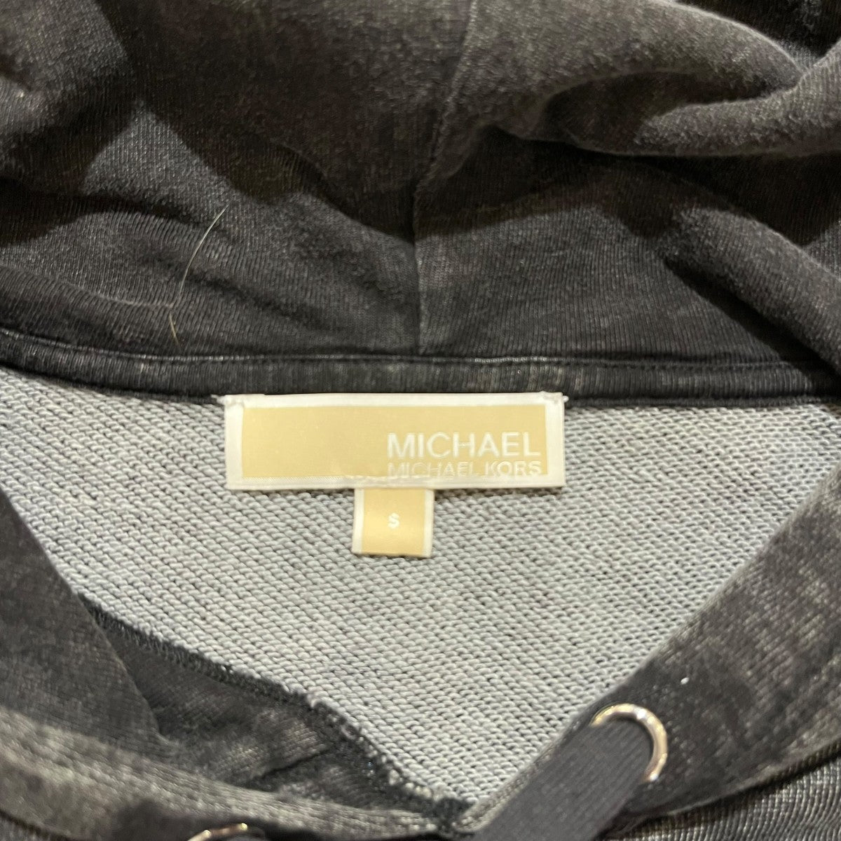 MICHAEL KORS ウォッシュ加工 ロゴプリントクロップド丈パーカーMF150EID8L 古着・中古-4枚目のアイテム画像