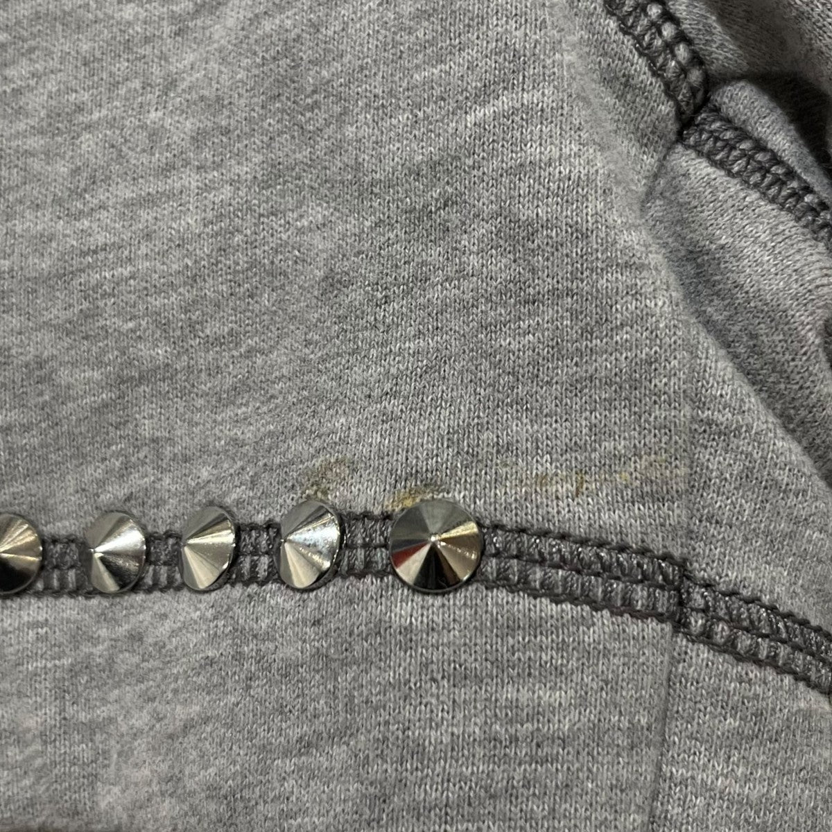 MIU MIU ■ロゴデザインスタッズスウェットショートパンツMJP267 古着・中古-6枚目のアイテム画像