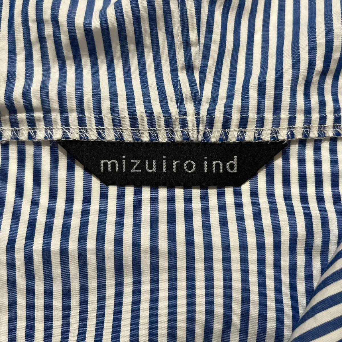 ストライプフーデットシャツ