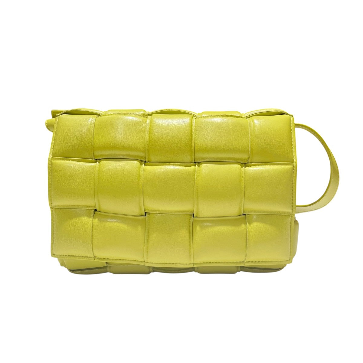 BOTTEGA VENETA マキシ イントレチャート パデッド カセット レザー ショルダー バッグ 古着・中古-3枚目のアイテム画像