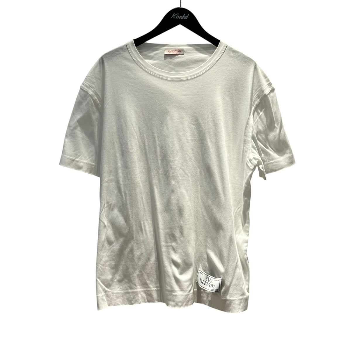 裾タグTシャツ
