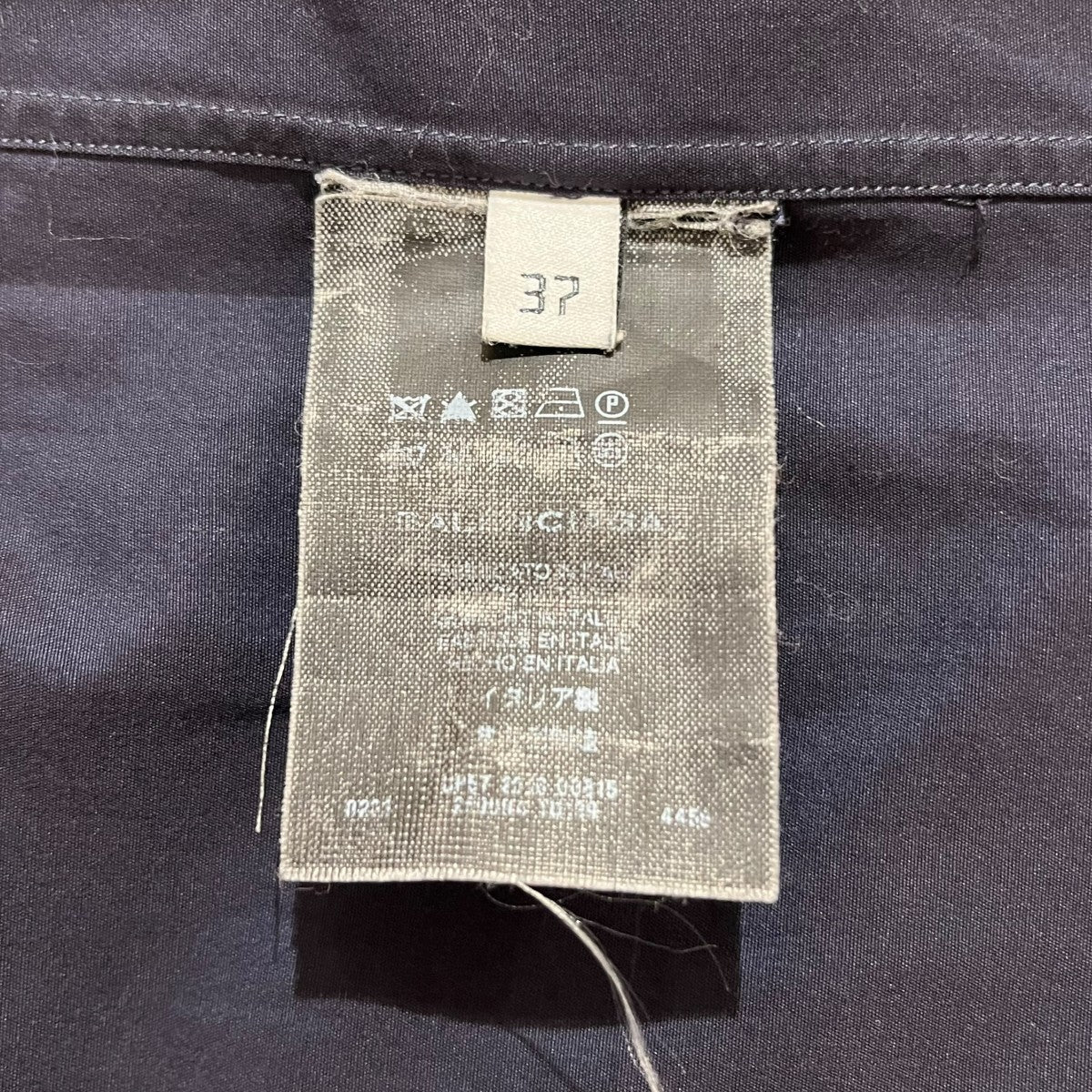 長袖シャツ