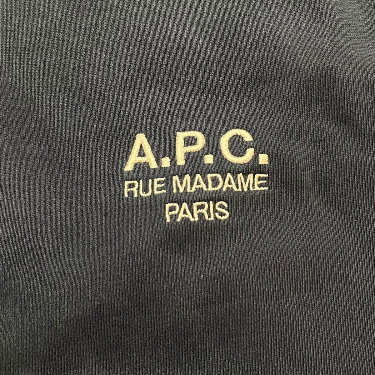 Standard Rue Madameロゴ刺繍長袖スウェット
