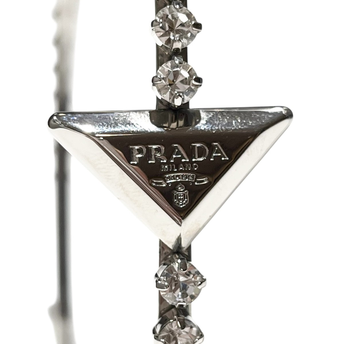PRADA クリスタルラインストーン カチューシャ 三角ロゴ トライアングルプレート 1IH048 2CK4 古着・中古-4枚目のアイテム画像
