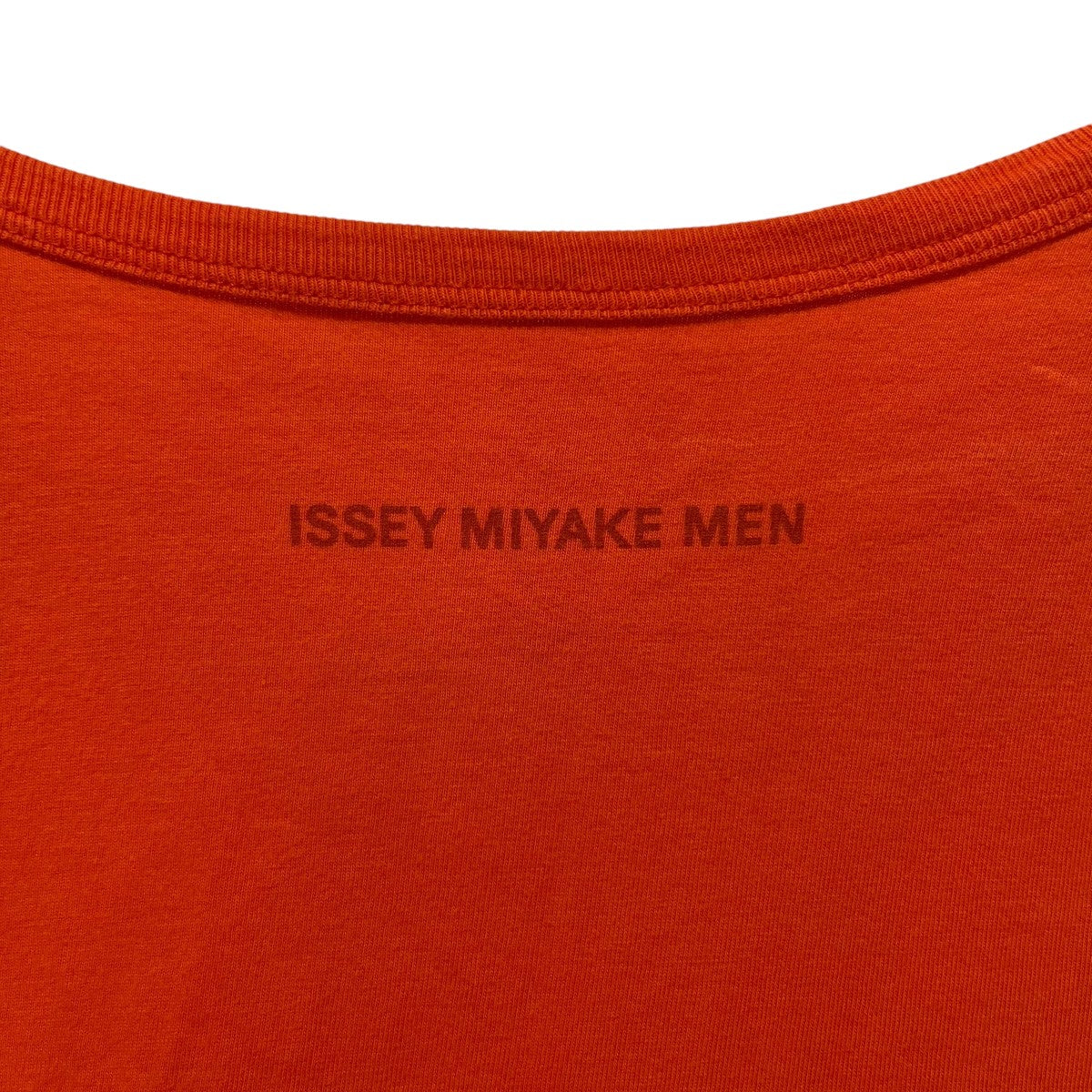 背面襟元ロゴプリント半袖TシャツME93JK026