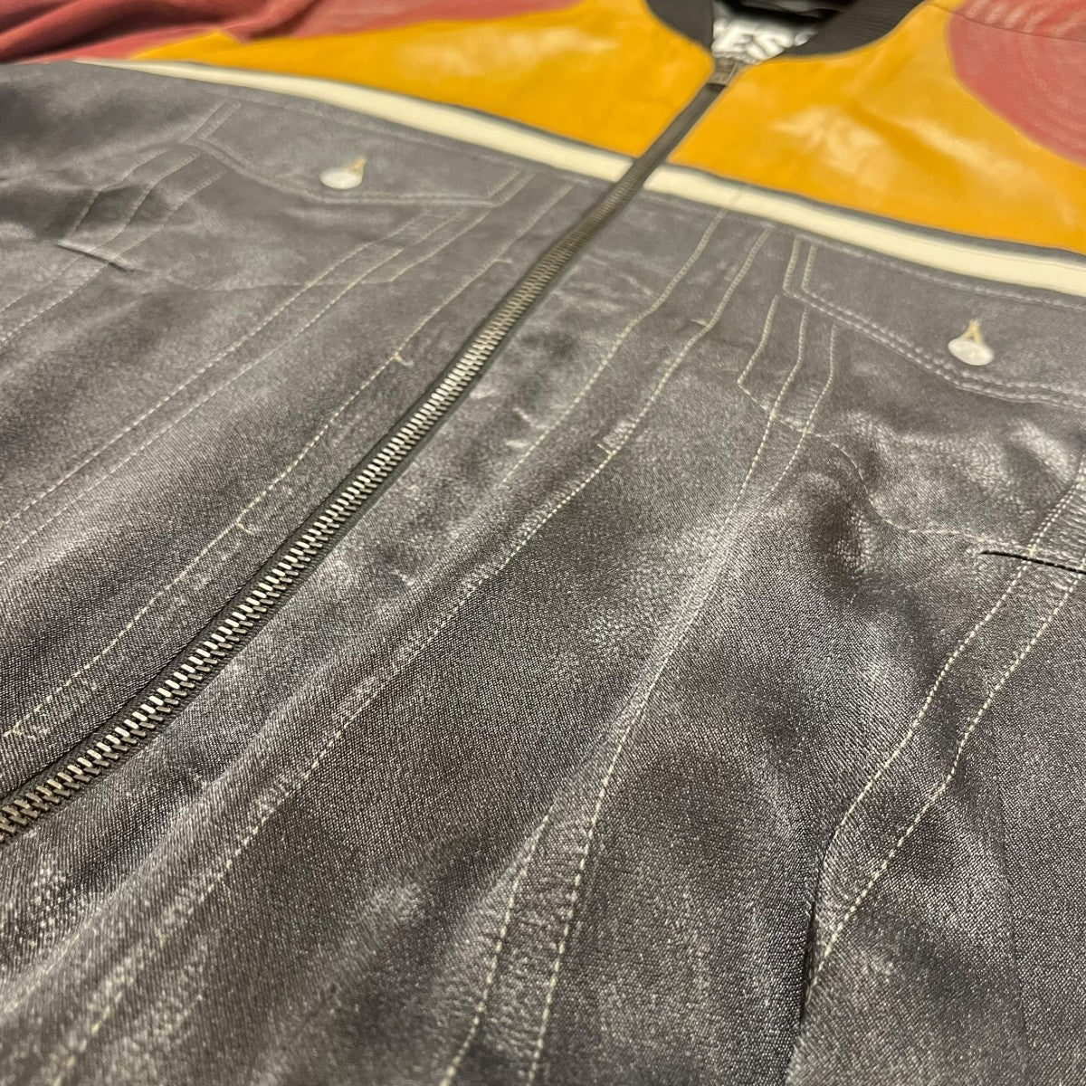 DIESEL 転写プリントジップアップジャケットA05359 古着・中古-3枚目のアイテム画像