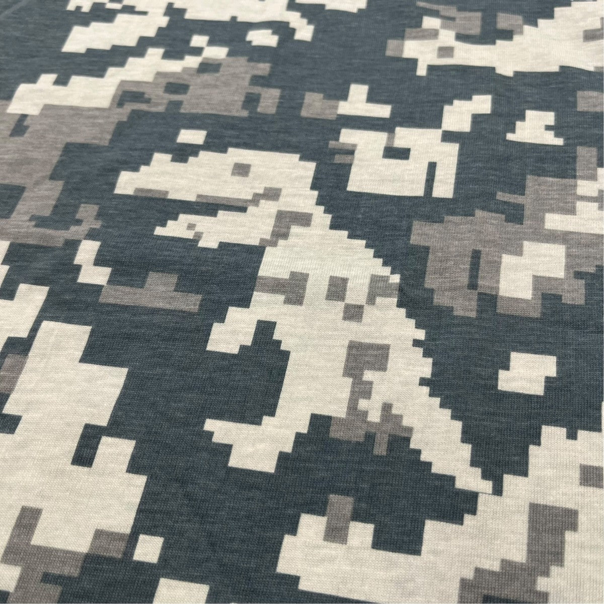 ダイナソー1st BELL DINO CAMO TEE26ss0104