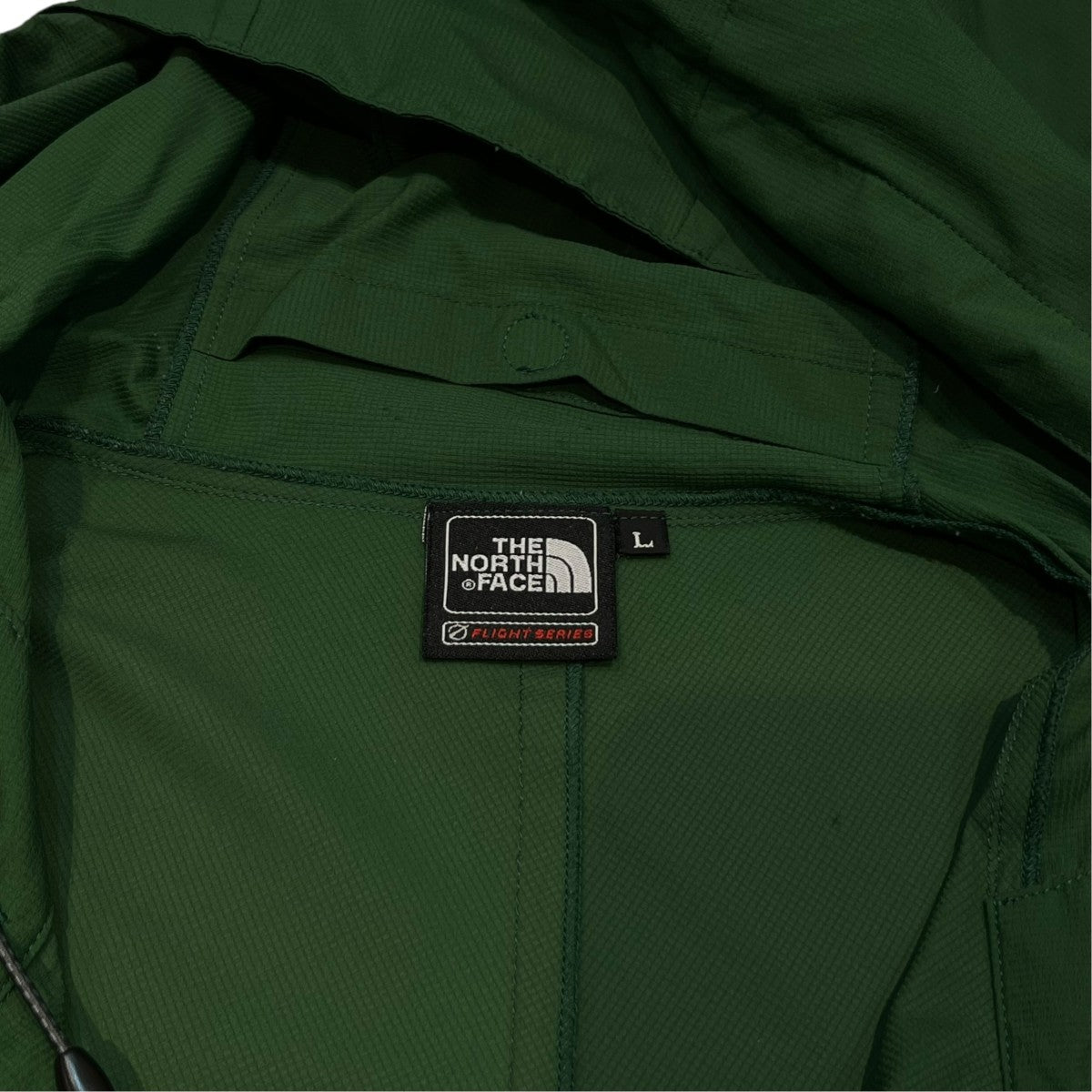 SWALLOWTAIL HOODIEスワローテイル フーディNP11016