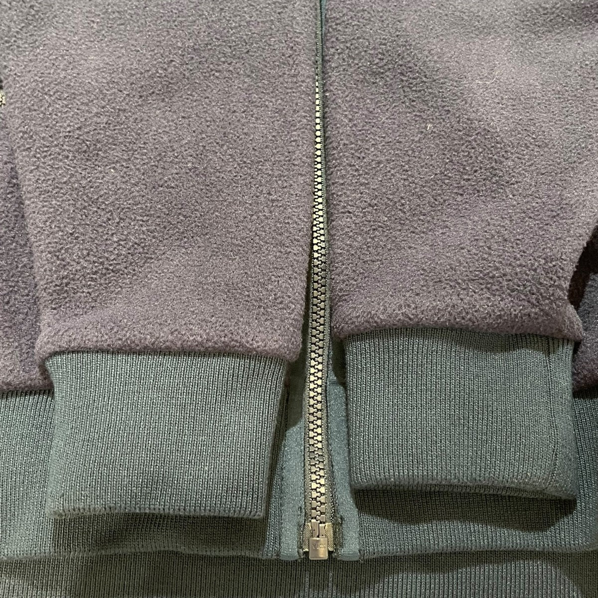 ARMADILLA FULLZIP HoodieフリースジャケットNA71931