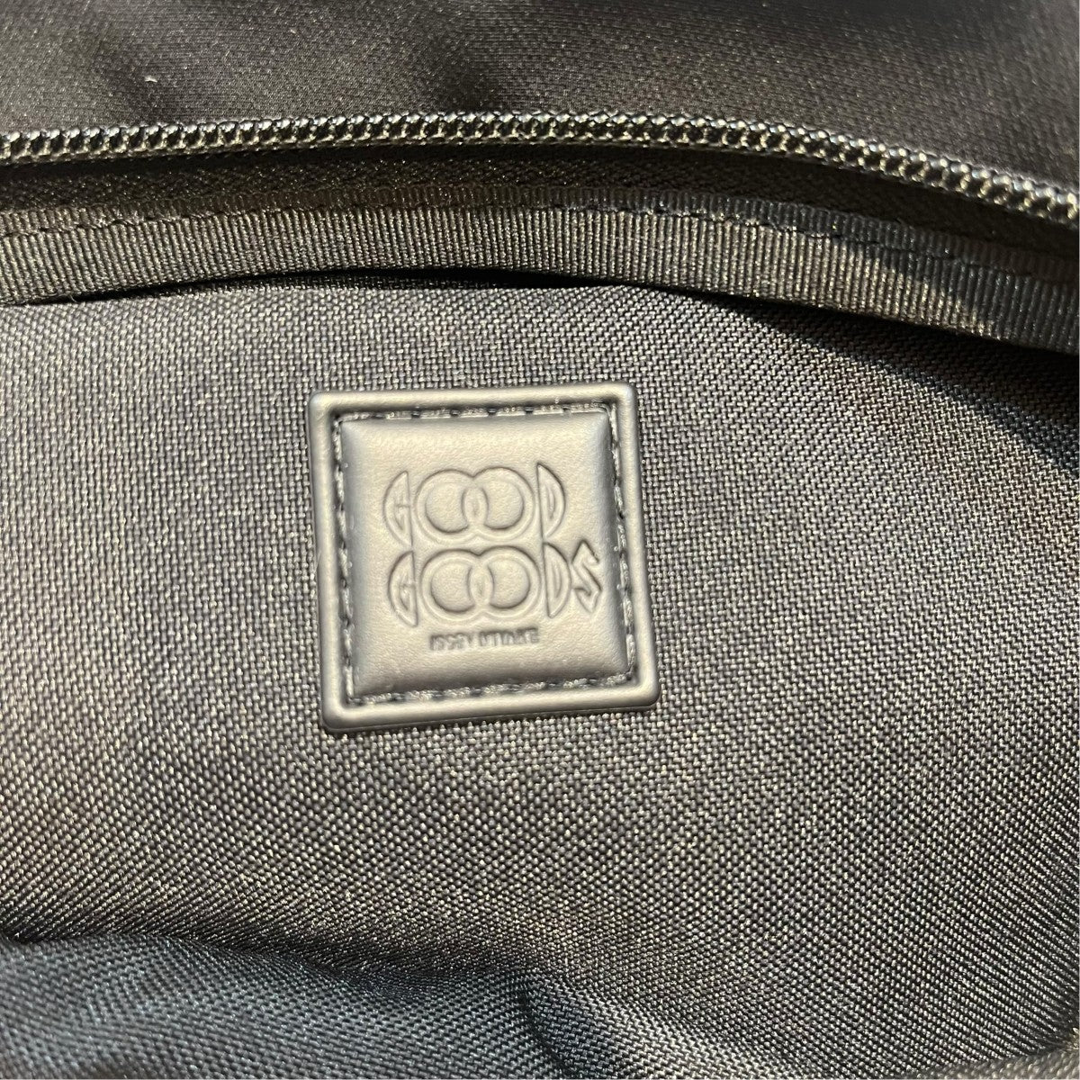 GOODGOODS ISSEY MIYAKE ボディーバッグGG23-AG051 古着・中古-5枚目のアイテム画像